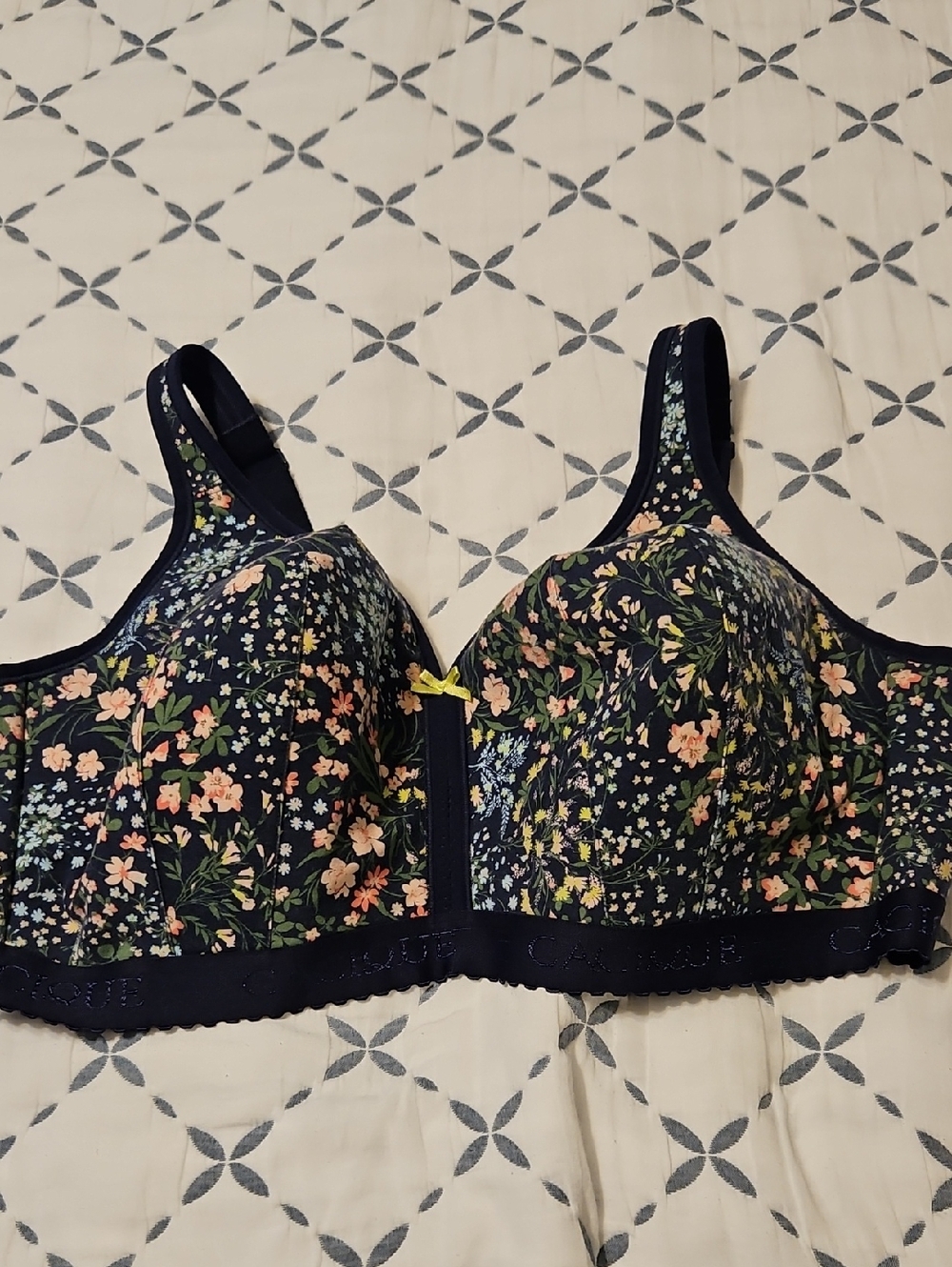 Cacique Floral  Wireless Bra 44F